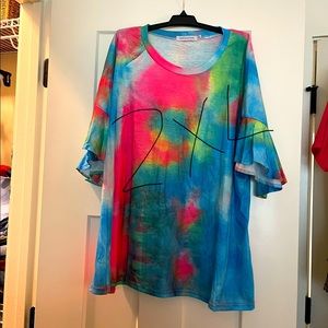 Multi-colored top with ruffles on arms, size 2xl